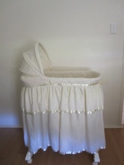 baby bassinet for sale on the central coast 